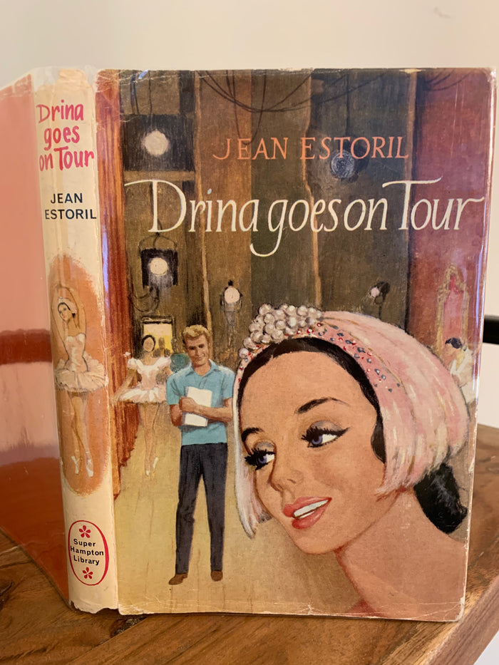 Drina Goes On Tour