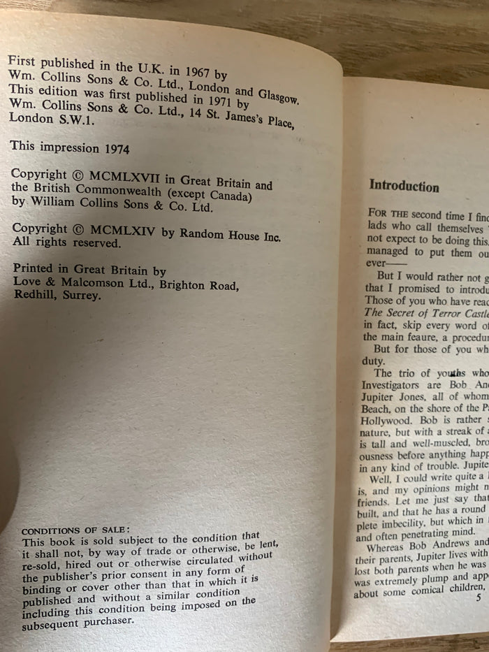 Alfred Hitchcock and The Three Investigators in the Mystery of the Stuttering Parrot