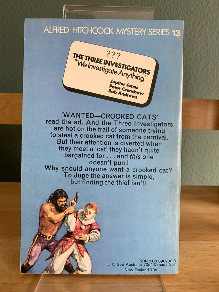 Alfred Hitchcock and The Three Investigators in the Secret of the Crooked Cat