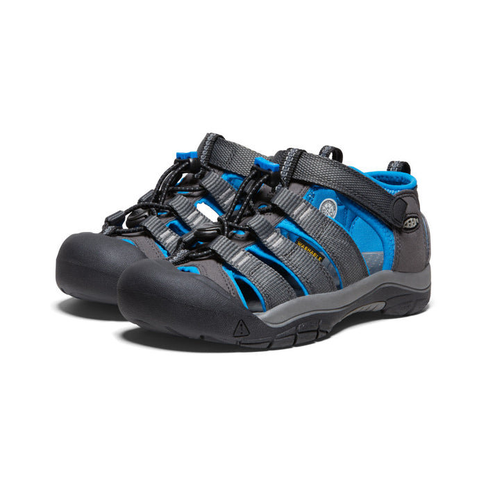 image|one|both|both|Big Kids' Newport H2 - Pair Angle Image