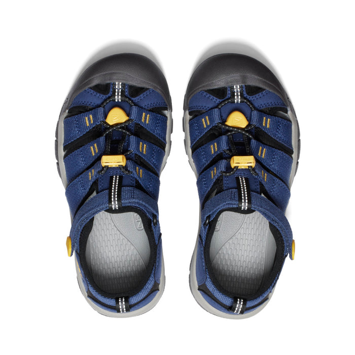 image|one|both|both|Big Kids' Newport H2 - Pair Angle Image