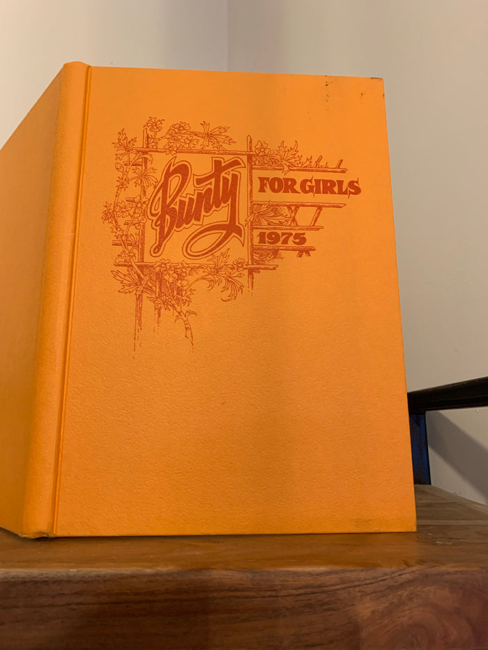 Bunty For Girls 1975