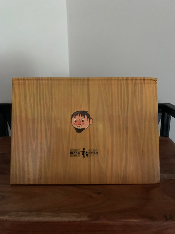 Chigley Pop-up Book