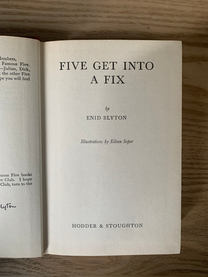 Five Get Into A Fix