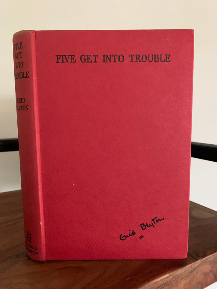 Five Get into Trouble