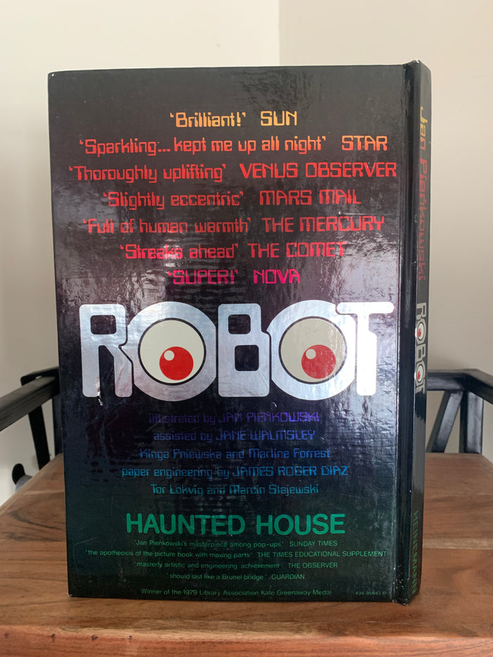 Robot