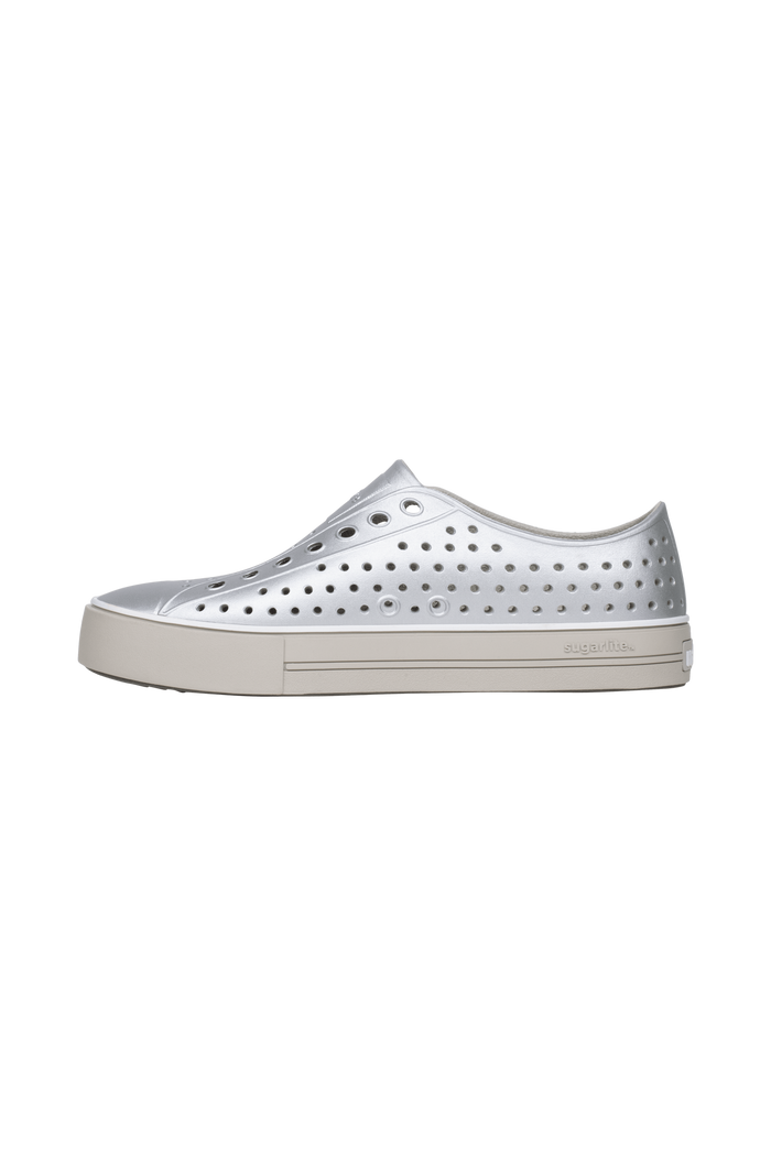 Angled view of a Native Shoes Jefferson Arc Wf Metallic | Slkgrymtllc/Slkgry Footwear in Slkgrymtllc/Slkgry