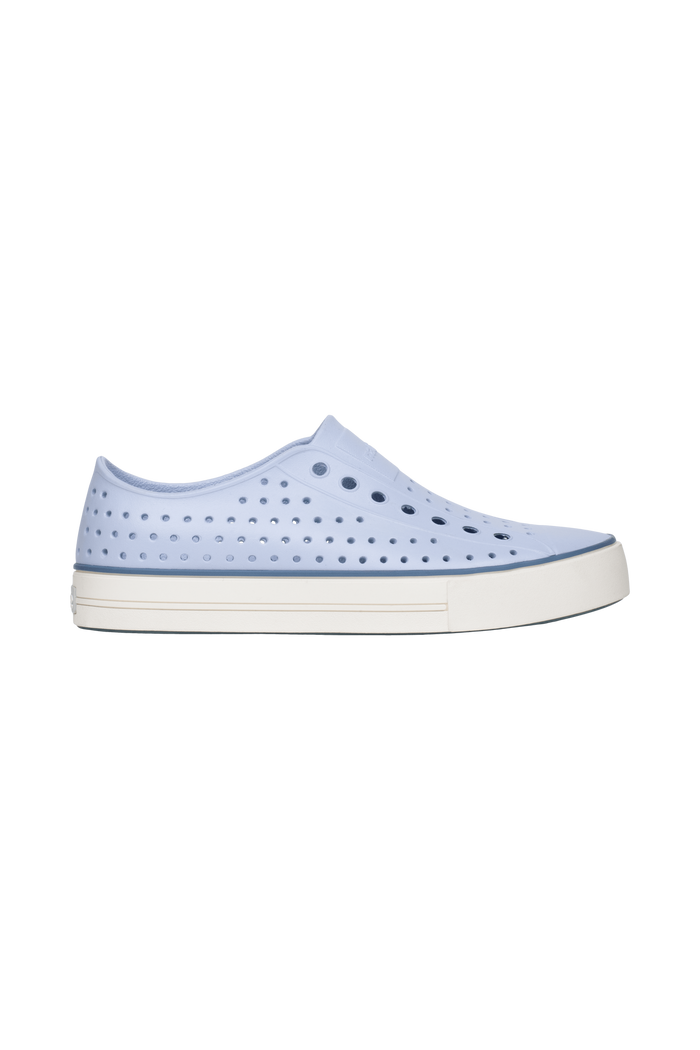 Side view of a Native Shoes Adults Jefferson Arc Wanderfoam Footwear in Skwybl/Whsprwht