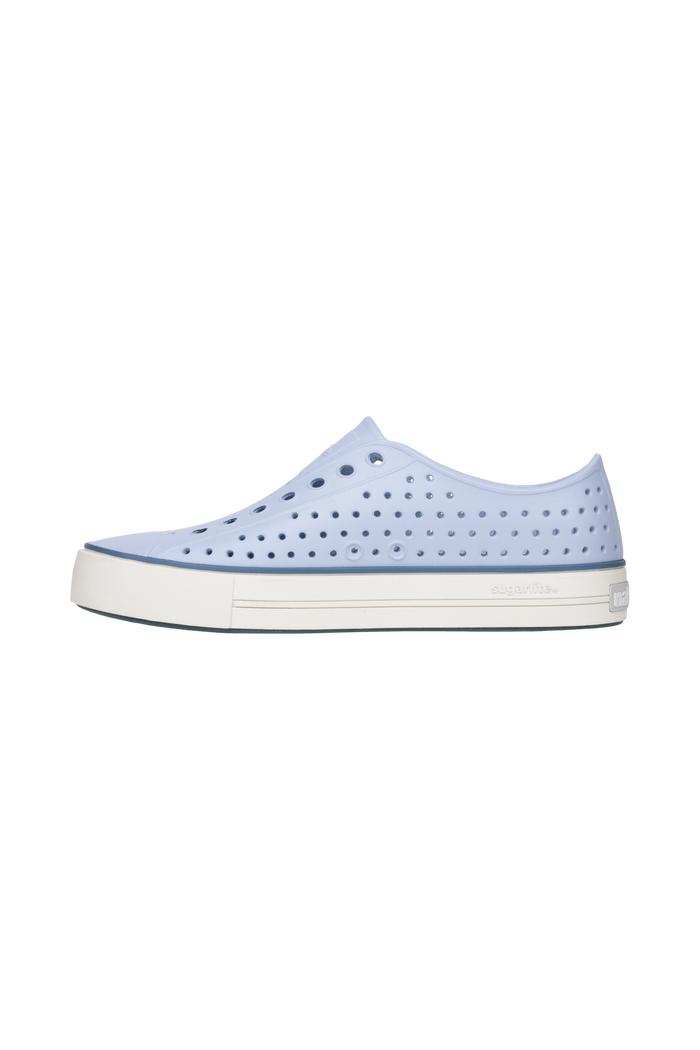 Angled view of a Native Shoes Jefferson Arc Wanderfoam | Skwybl/Whsprwht Footwear in Skwybl/Whsprwht