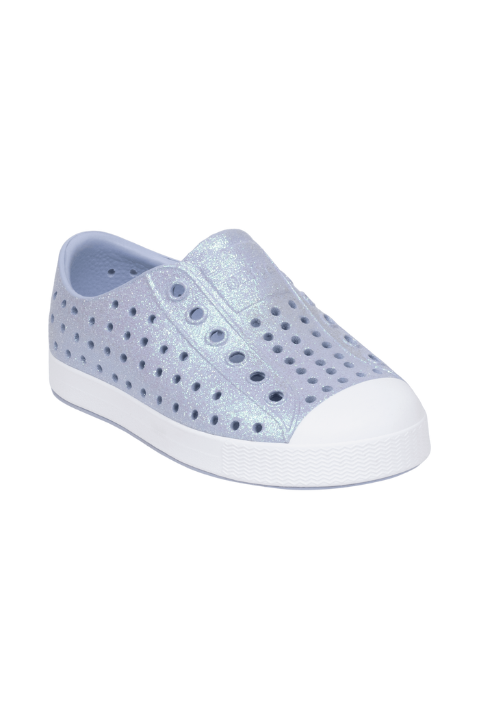 Bottom view of a Native Shoes Kids Jefferson Bio-Bling Kids | Skwyblng/Shlwht Footwear in Skwyblng/Shlwht