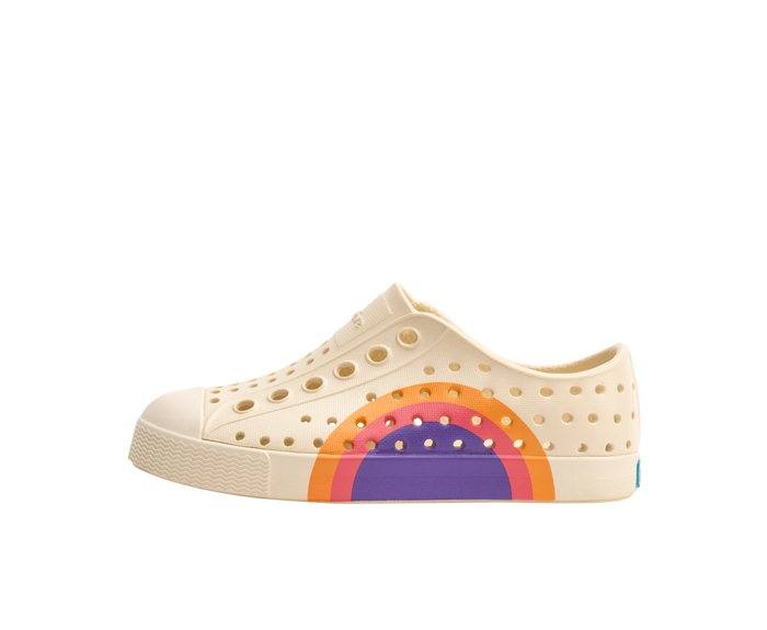 Side view of a Native Shoes Kids Jefferson Block Kids Footwear in Bone White / Bone White / Apricot Dazzle Ultra Circle