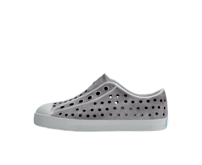 Side view of a Native Shoes Kids Jefferson Stonewash Kids Footwear in Dawn Blue / Dawn Blue / Satellite Brushed