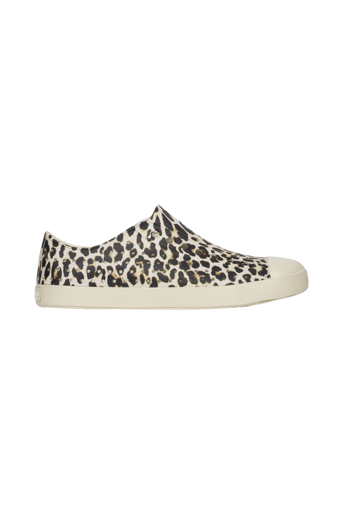Side view of a Native Shoes Adults Jefferson Wanderfoam Print Footwear in Bnwht/Bnwht/Leopard
