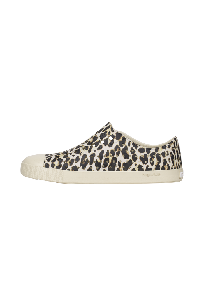 Angled view of a Native Shoes Jefferson Wanderfoam Print | Bnwht/Bnwht/Leopard Footwear in Bnwht/Bnwht/Leopard