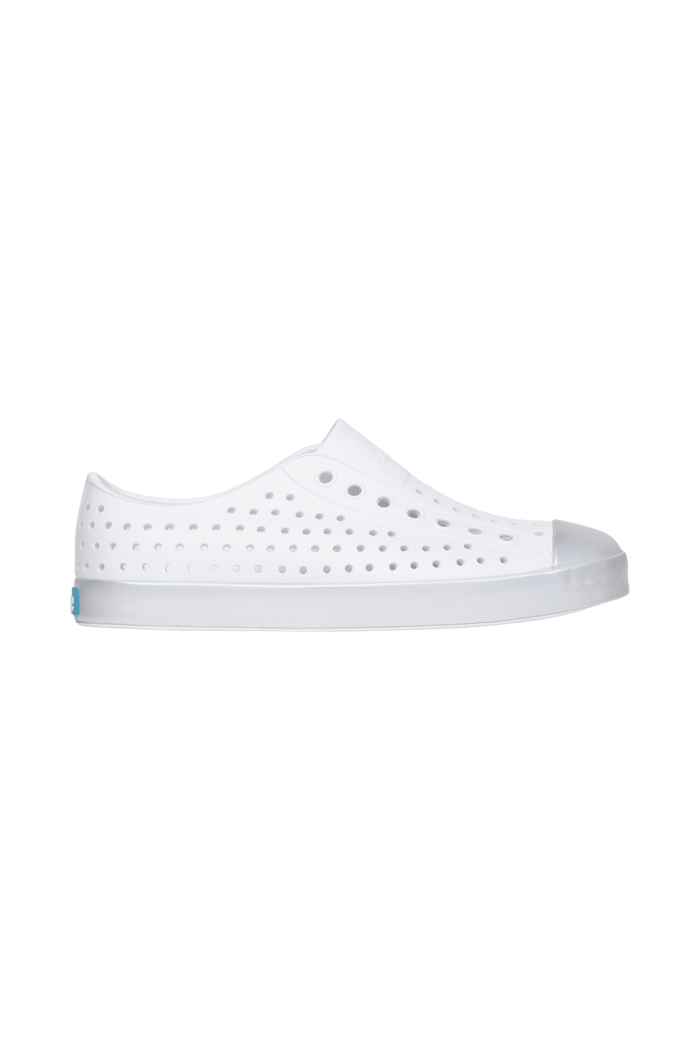 Side view of a Native Shoes Adults Jefferson Wanderfoam Wrp Footwear in Shlwht/Holo