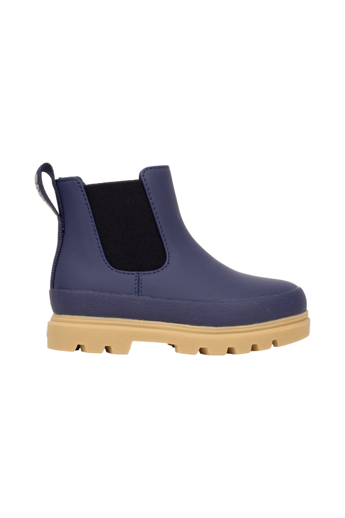 Side view of a Native Shoes Kids Kensington Chelsea Kids Footwear in Rgtabl/Gumbr