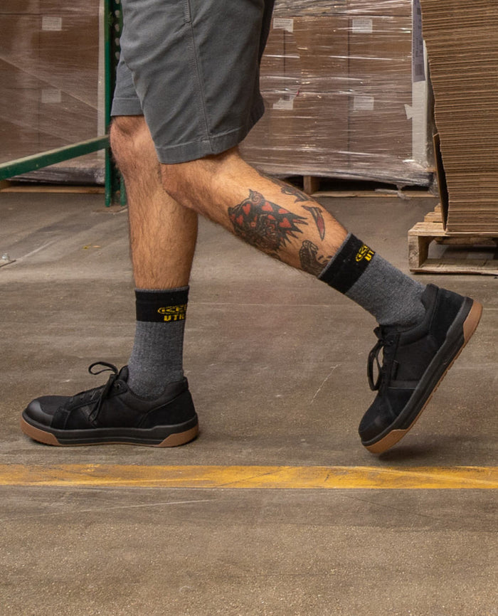 Men's CSA Kenton Work Shoe (Carbon Toe)  |  Black/Gum