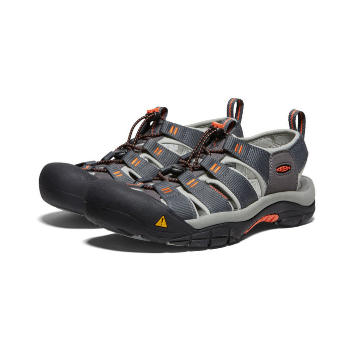 image|one|both|both|Men's Newport H2 - Pair Angle Image