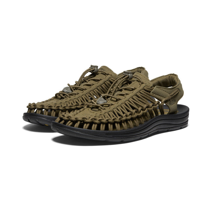 image|one|both|both|Men's UNEEK Sneaker - Pair Angle Image