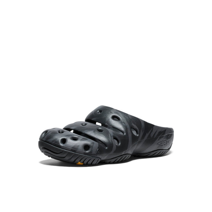 image|one|both|both|Men's Yogui Clog - Angle Image