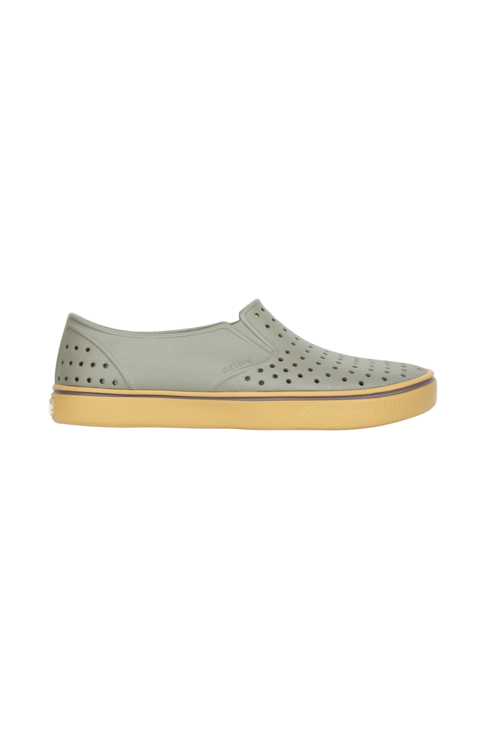 Side view of a Native Shoes Adults Miles Wanderfoam Footwear in Vetgry/Hevbr