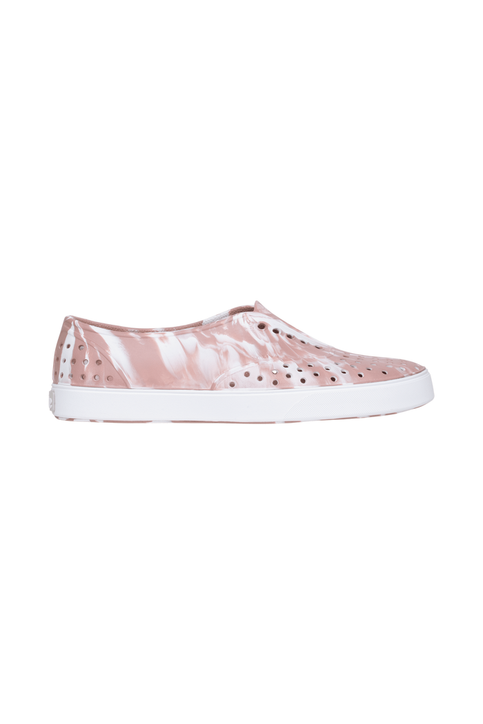 Side view of a Native Shoes Adults Miller Wanderfoam Marbled Footwear in Cayshlmarble/Shlwht