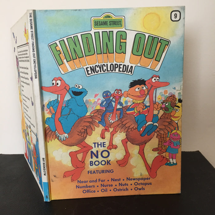 Sesame Street Finding Out Encyclopedia - The No Book