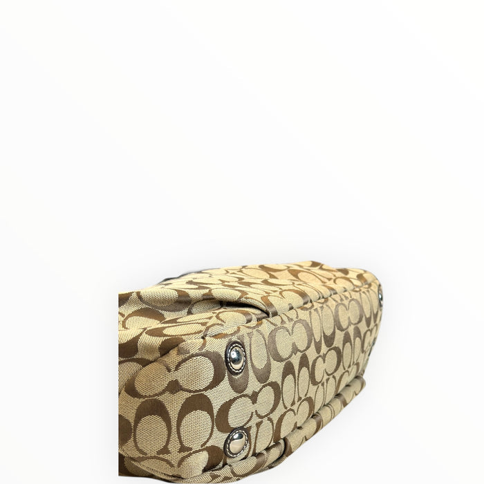 Coach Soho Lynn Hobo Bag Beige/Brown Signature Canvas