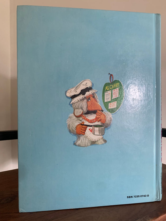 The Wombles Make-Good-Use-of-Rubbish Book