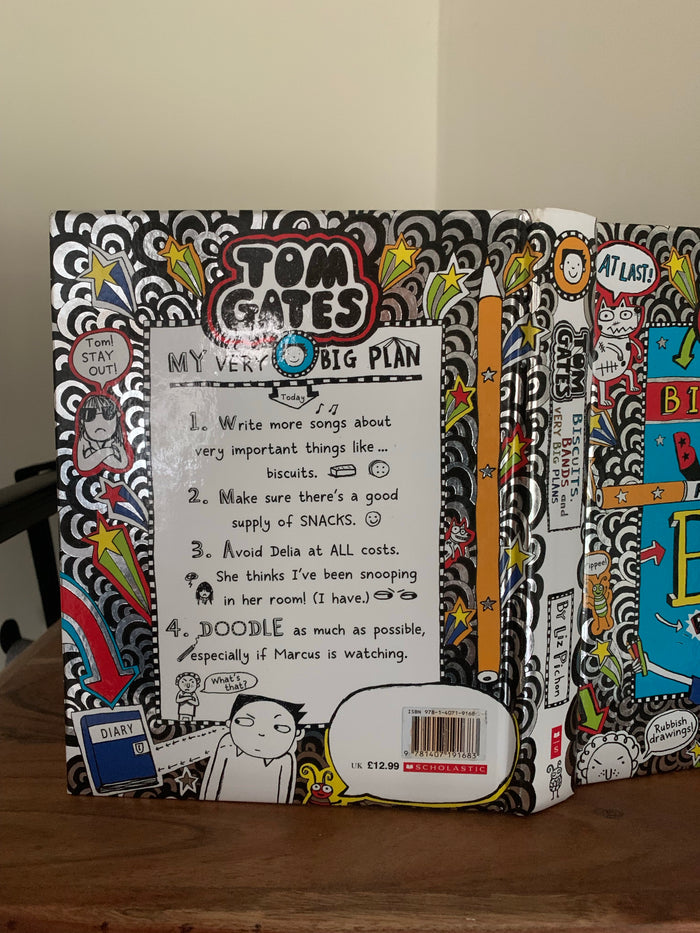 Tom Gates - Biscuits, Bands and Very Big Plans (signed)