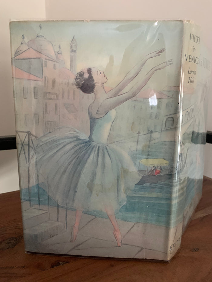 Vicki in Venice