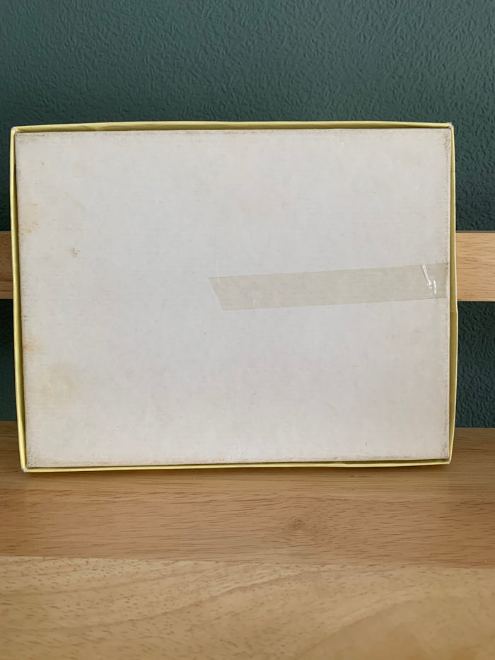 Victoria Plum - 25 Large Wooden Piece Jigsaw