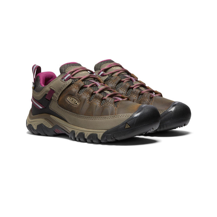image|one|both|both|Women's Targhee III Waterproof - Pair Angle Image