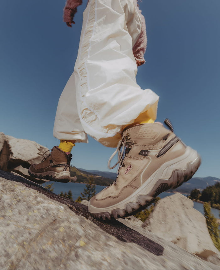 Women's Targhee IV Waterproof Hiking Boot  |  Steel Grey/Lily Pad
