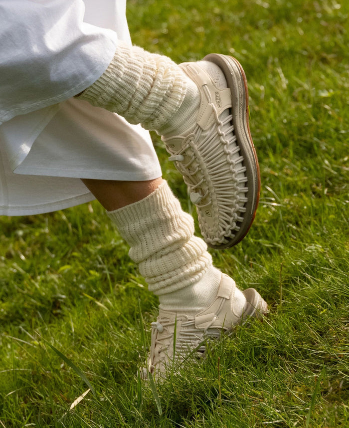 Women's UNEEK Sneaker | White Cap/Cornstalk